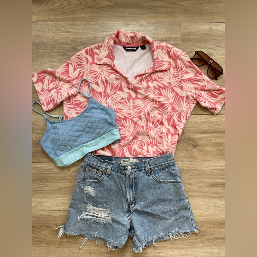 Lands' End Women's Pink and White Tropical Short Sleeve Top